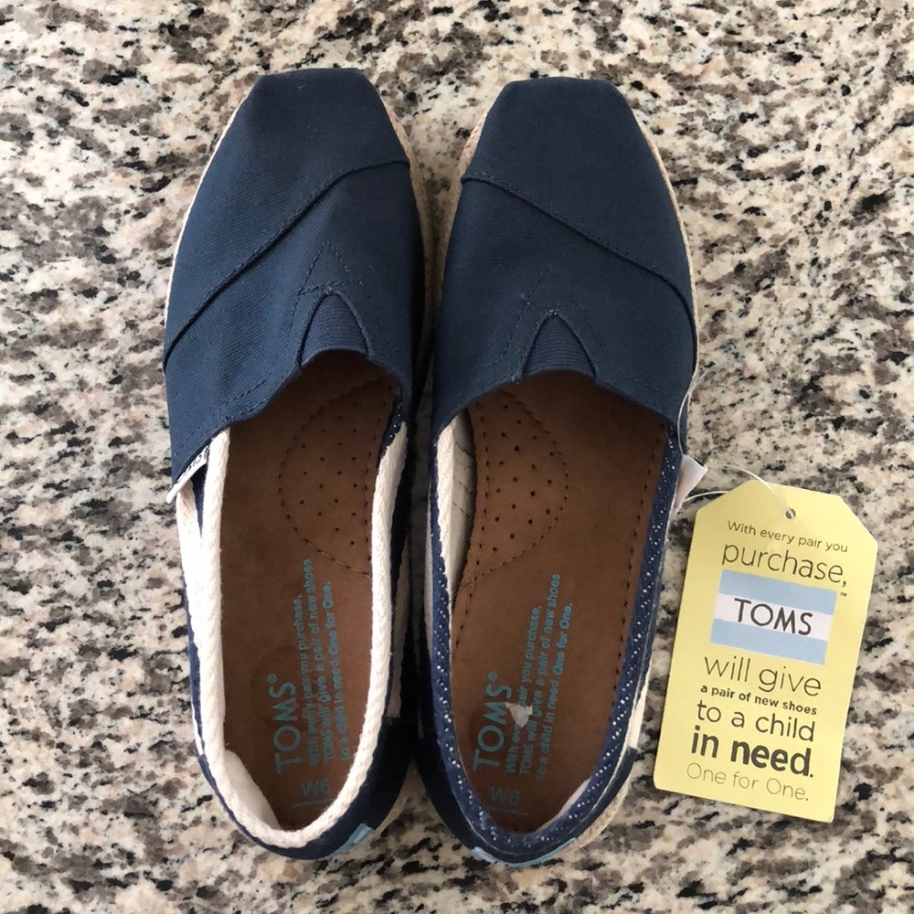 Toms shoes